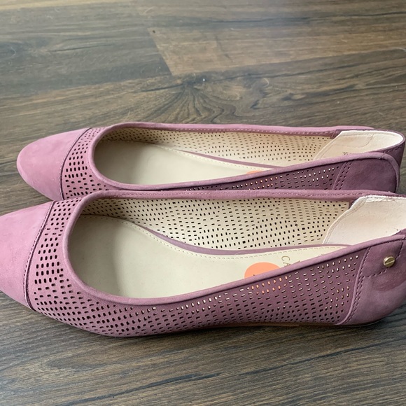 NWT Vince Camuto flats - Picture 3 of 7